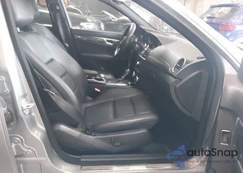 2012 Mercedes-Benz C 300 Luxury 4Matic/Sport 4Matic from USA, damaged, VIN WDDGF8BB2CR226900